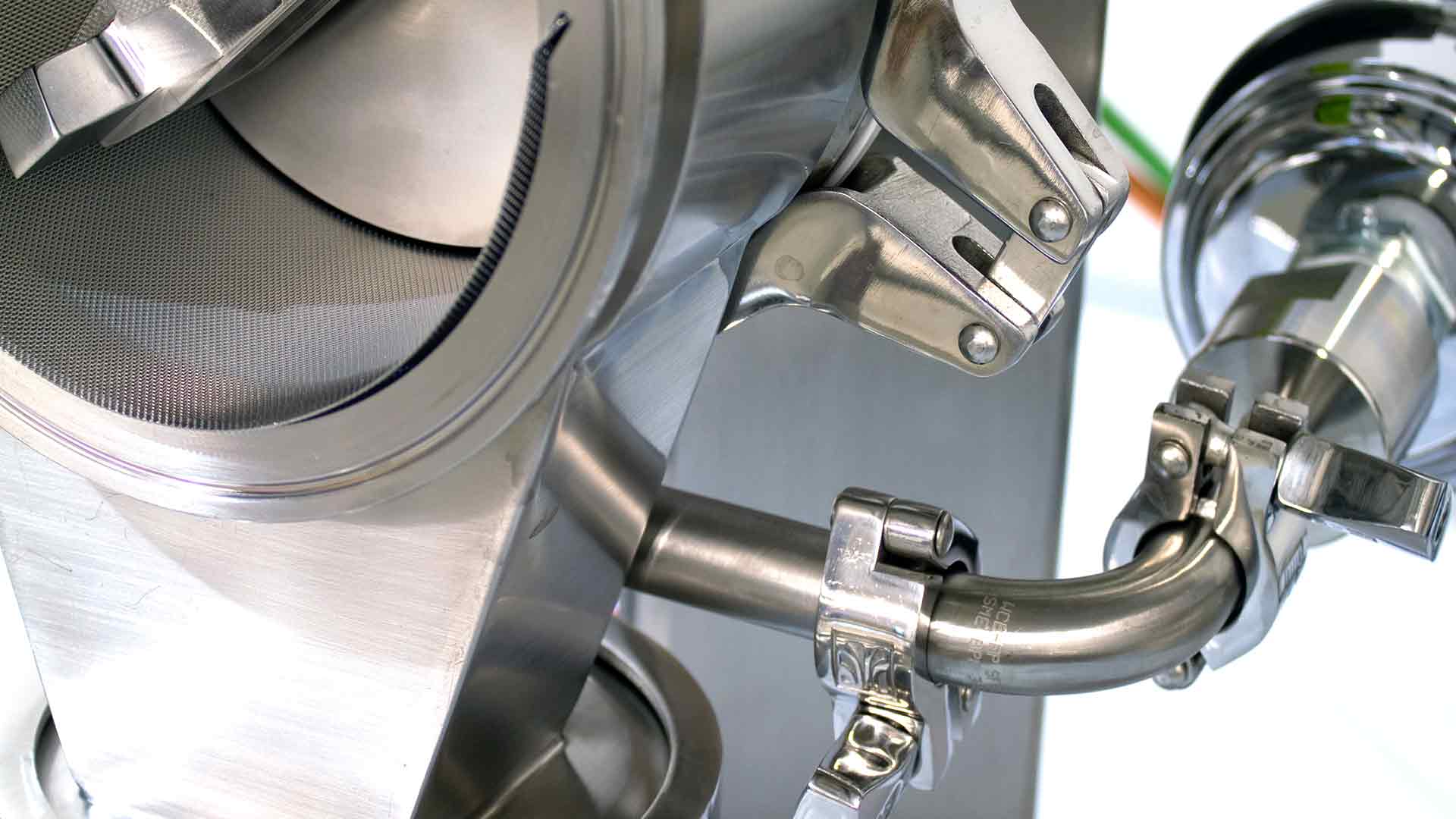 Quick release housing for Granumill systems